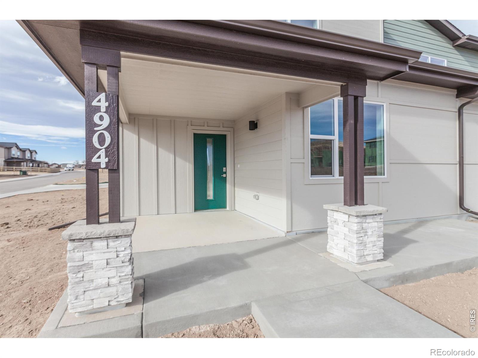 4904 Autumn Leaf Drive