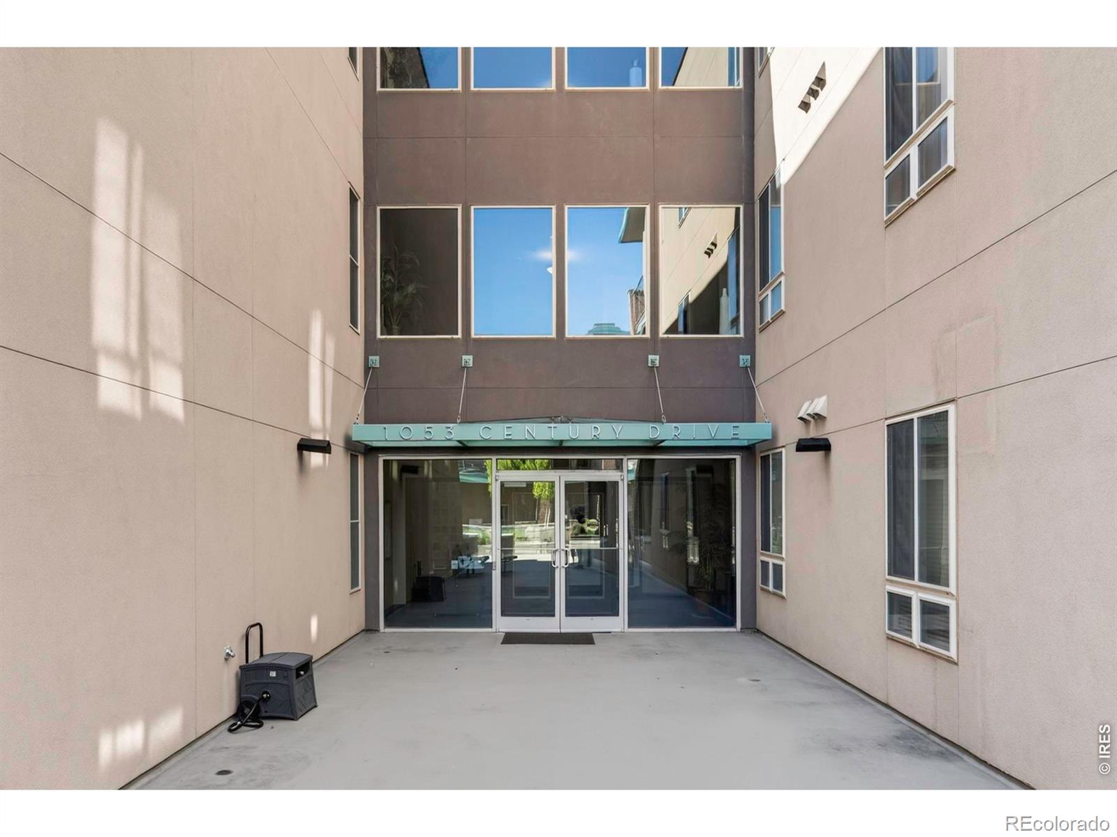 1053 W Century Drive 101