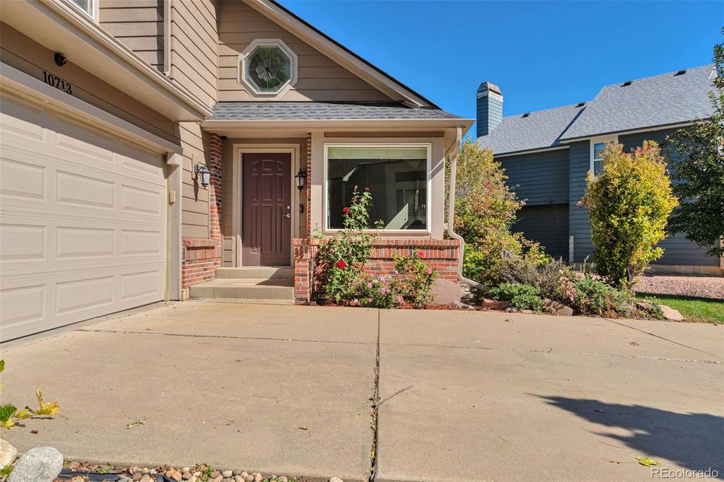 Photo of 10713 Kipling Way, Broomfield, CO 80021 (MLS # 1999674)