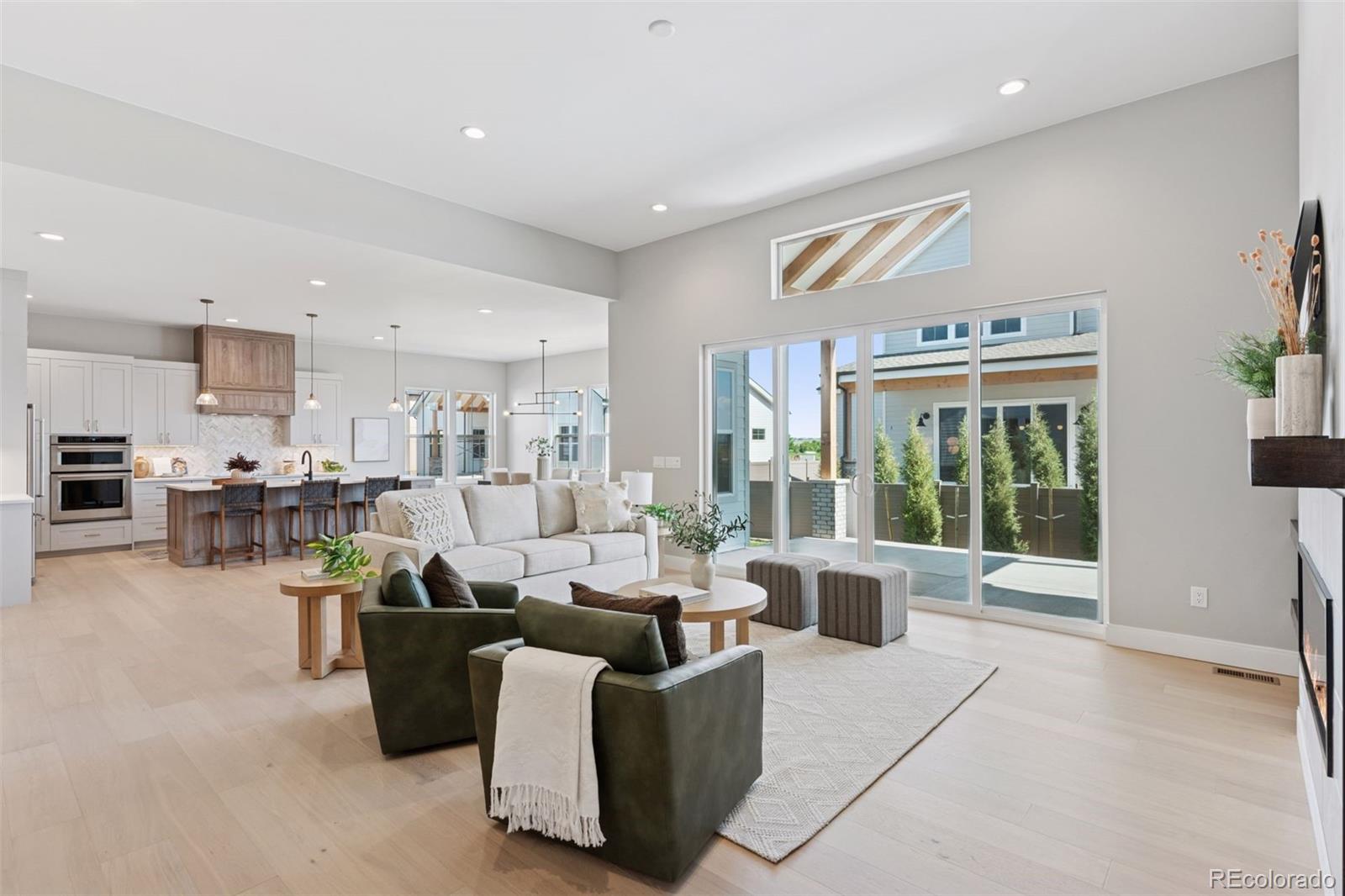 953 William Way