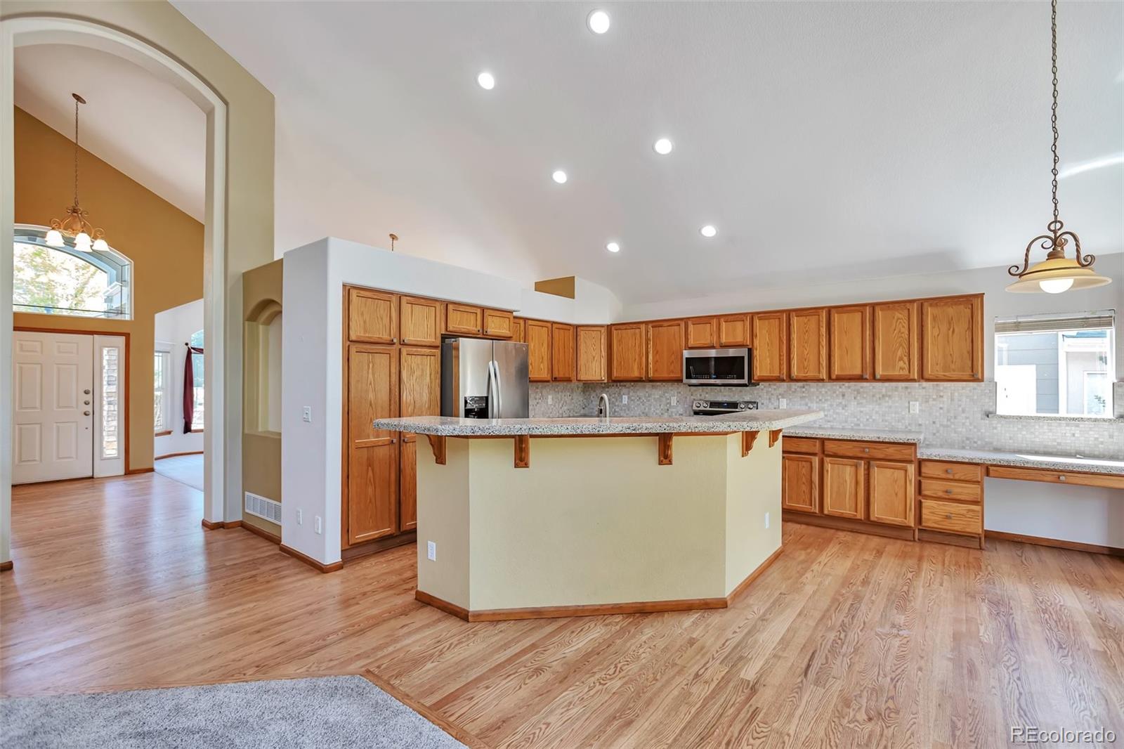9227 Desert Willow Road, Highlands Ranch, CO, 80129 3 9227 Desert Willow Road