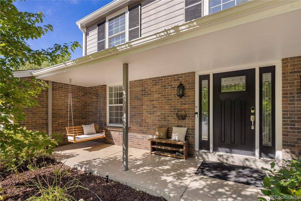 Photo of 5807 E Long Place, Centennial, CO 80112 (MLS # 6788190)