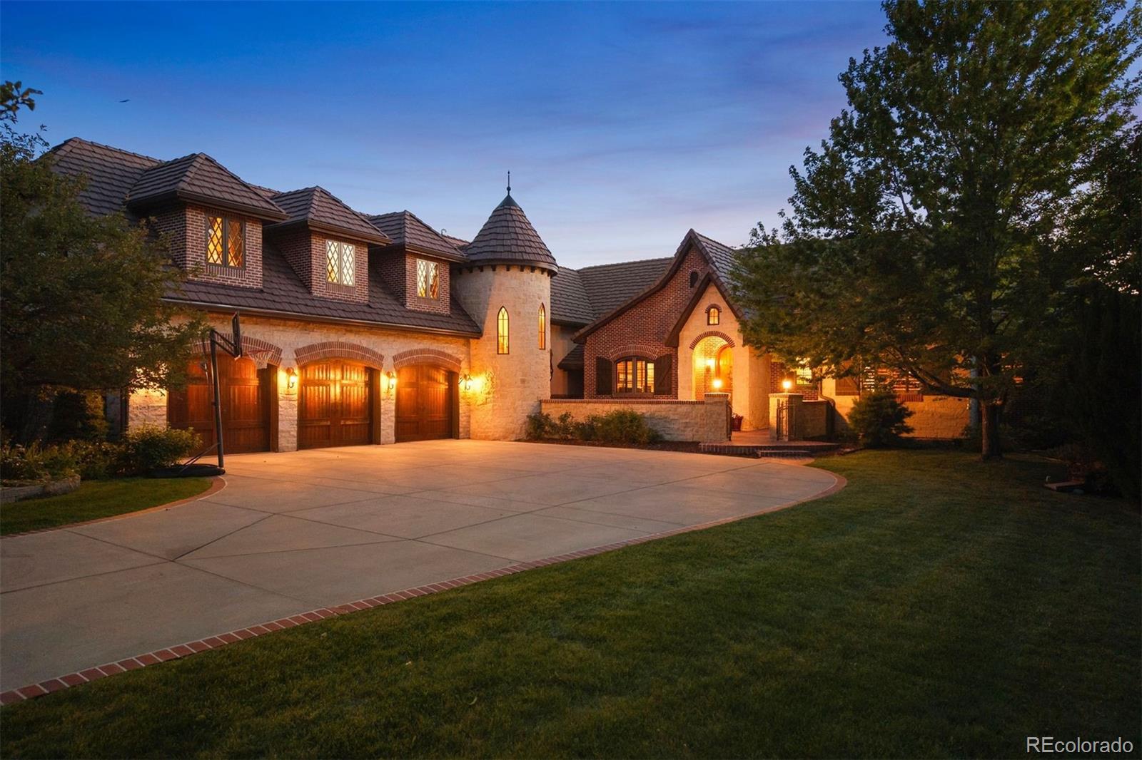 5700 Amber Ridge Drive