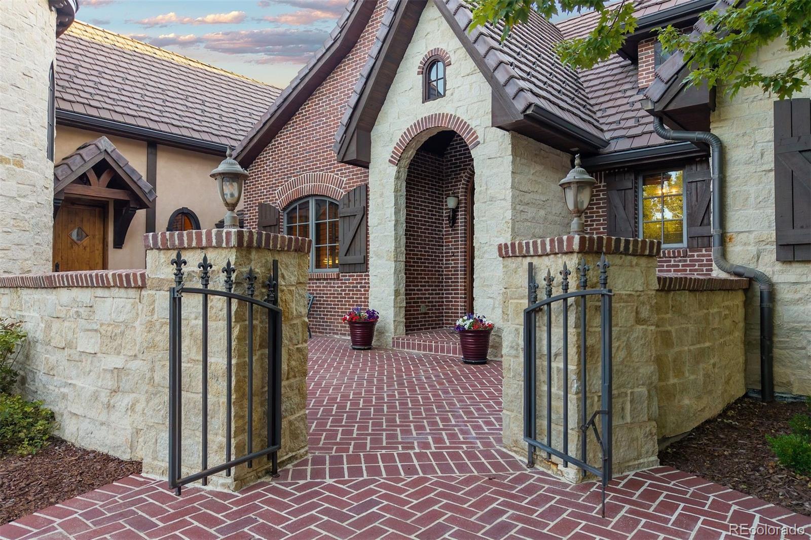 5700 Amber Ridge Drive