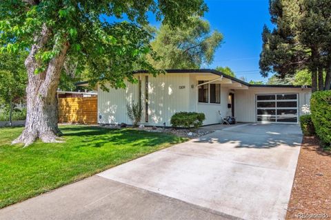 Photo of 1309 S Elm Street, Denver, CO 80222 (MLS # 9218373)