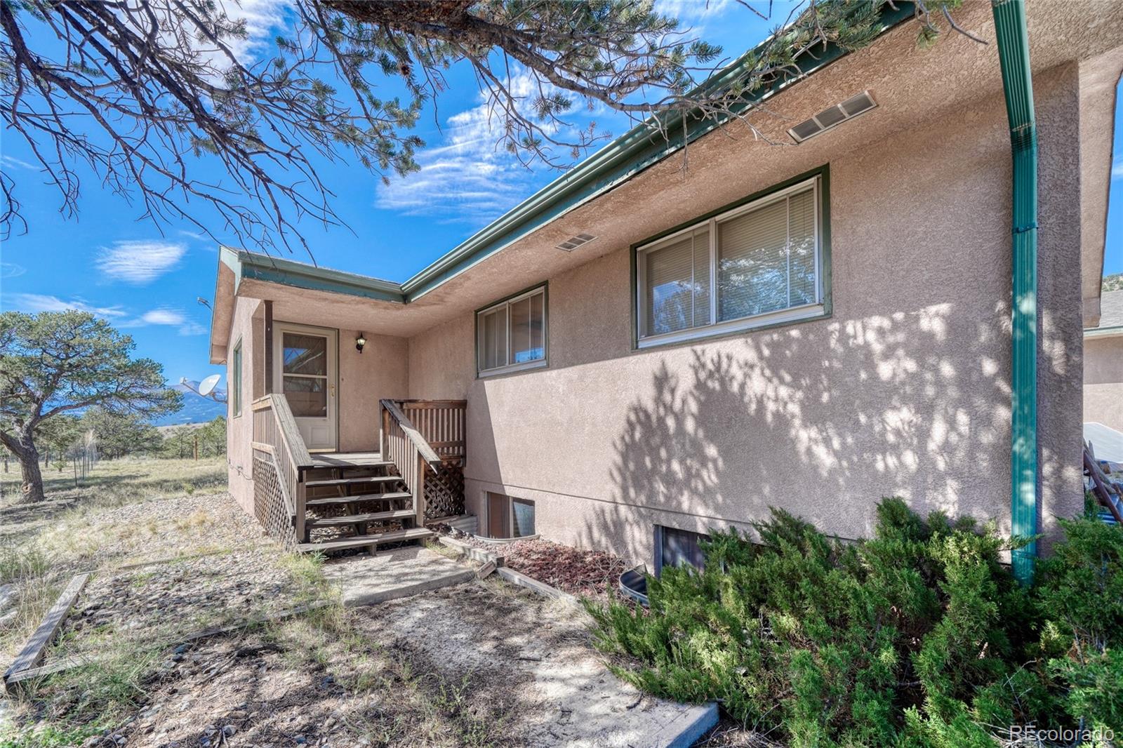 10239 W Cheyenne Circle