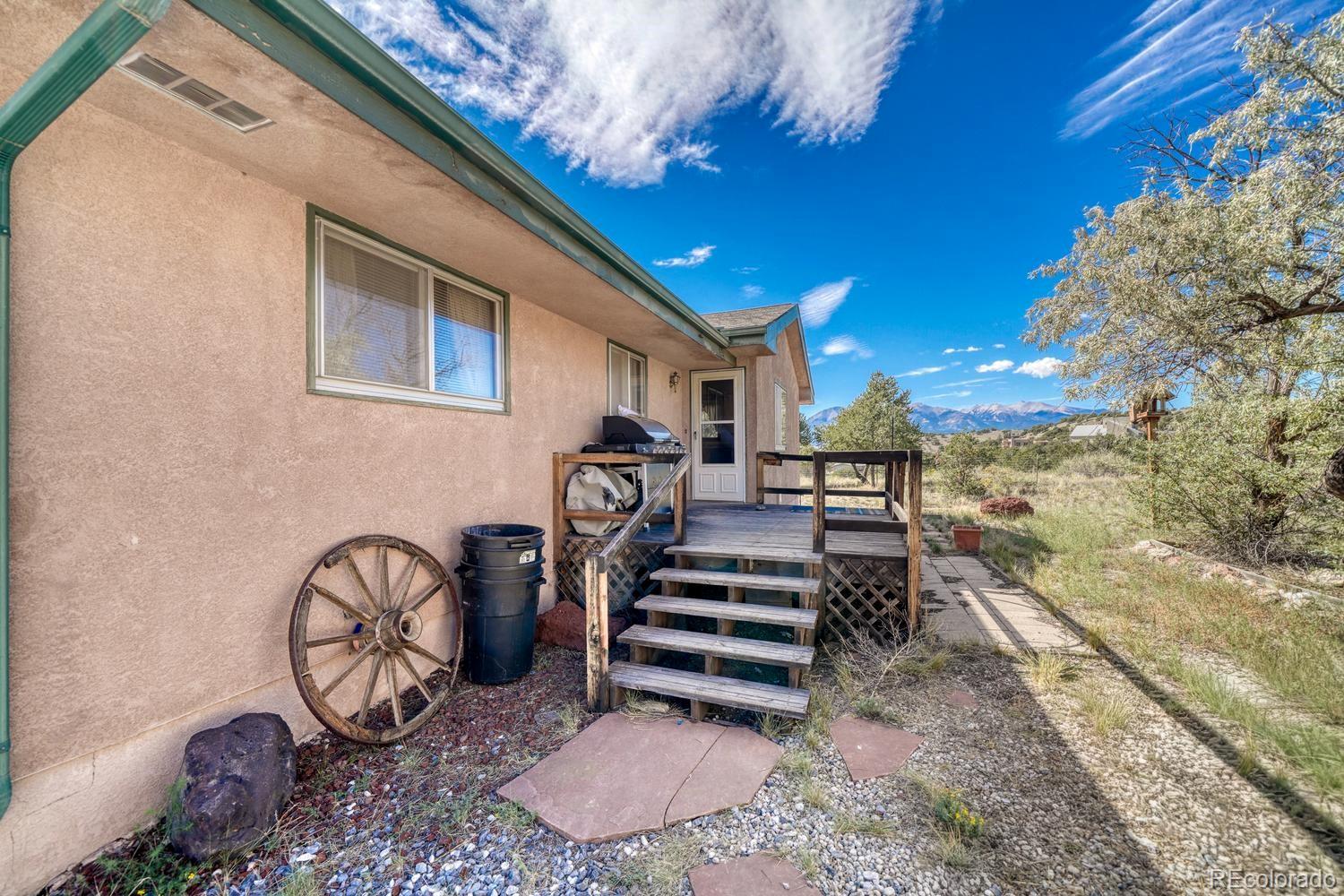 10239 W Cheyenne Circle
