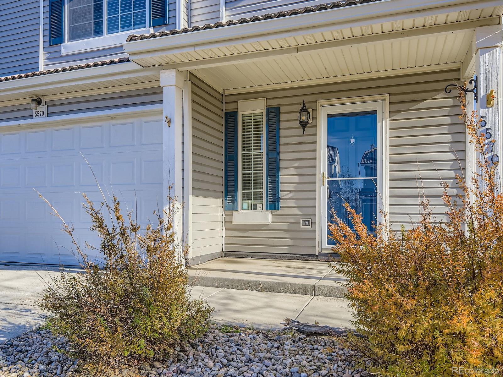 5570 Ensenada Street