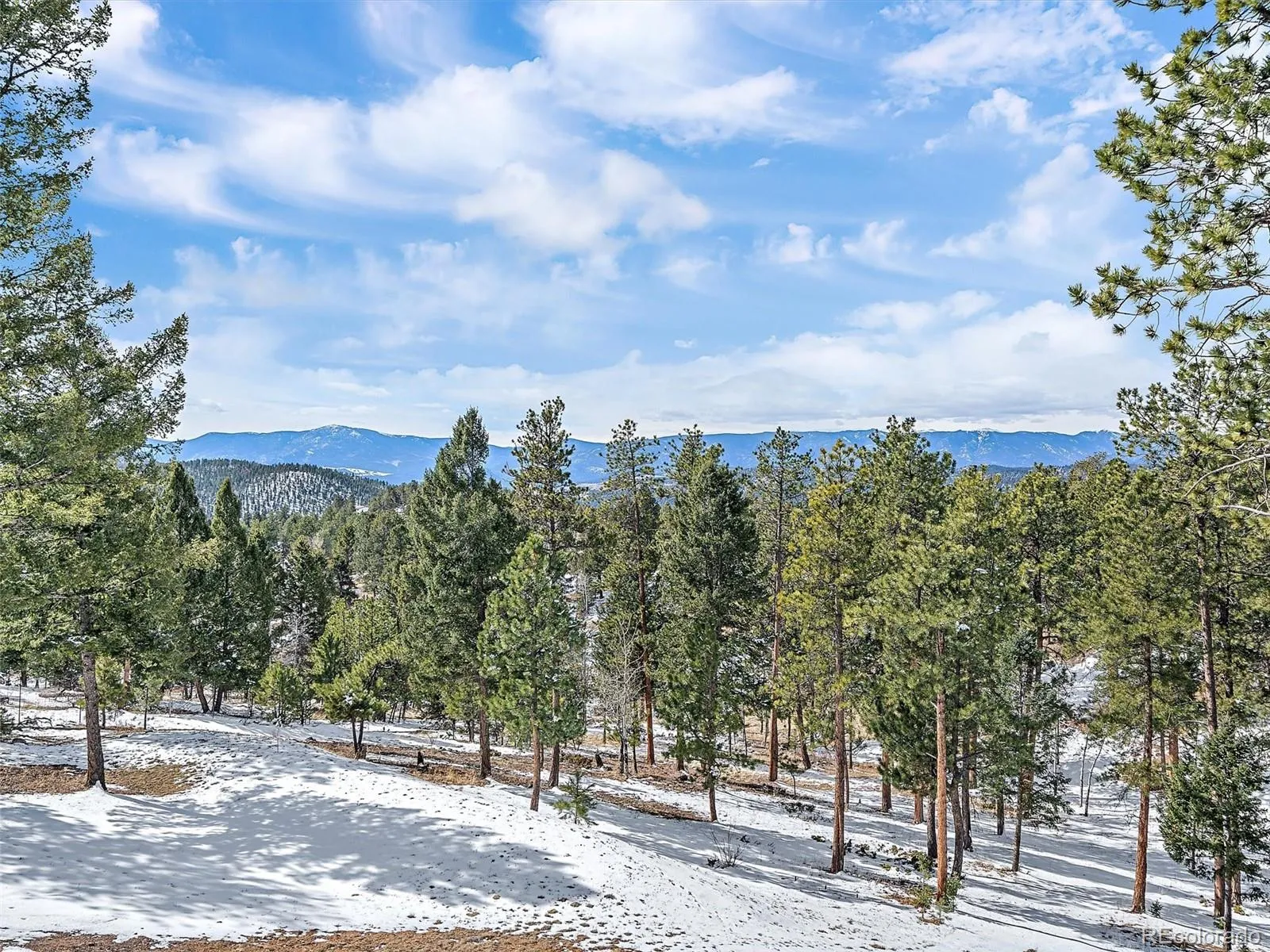 Conifer, Colorado 80433, United States, 3 Bedrooms Bedrooms, ,3 BathroomsBathrooms,Residential,Pending,86156