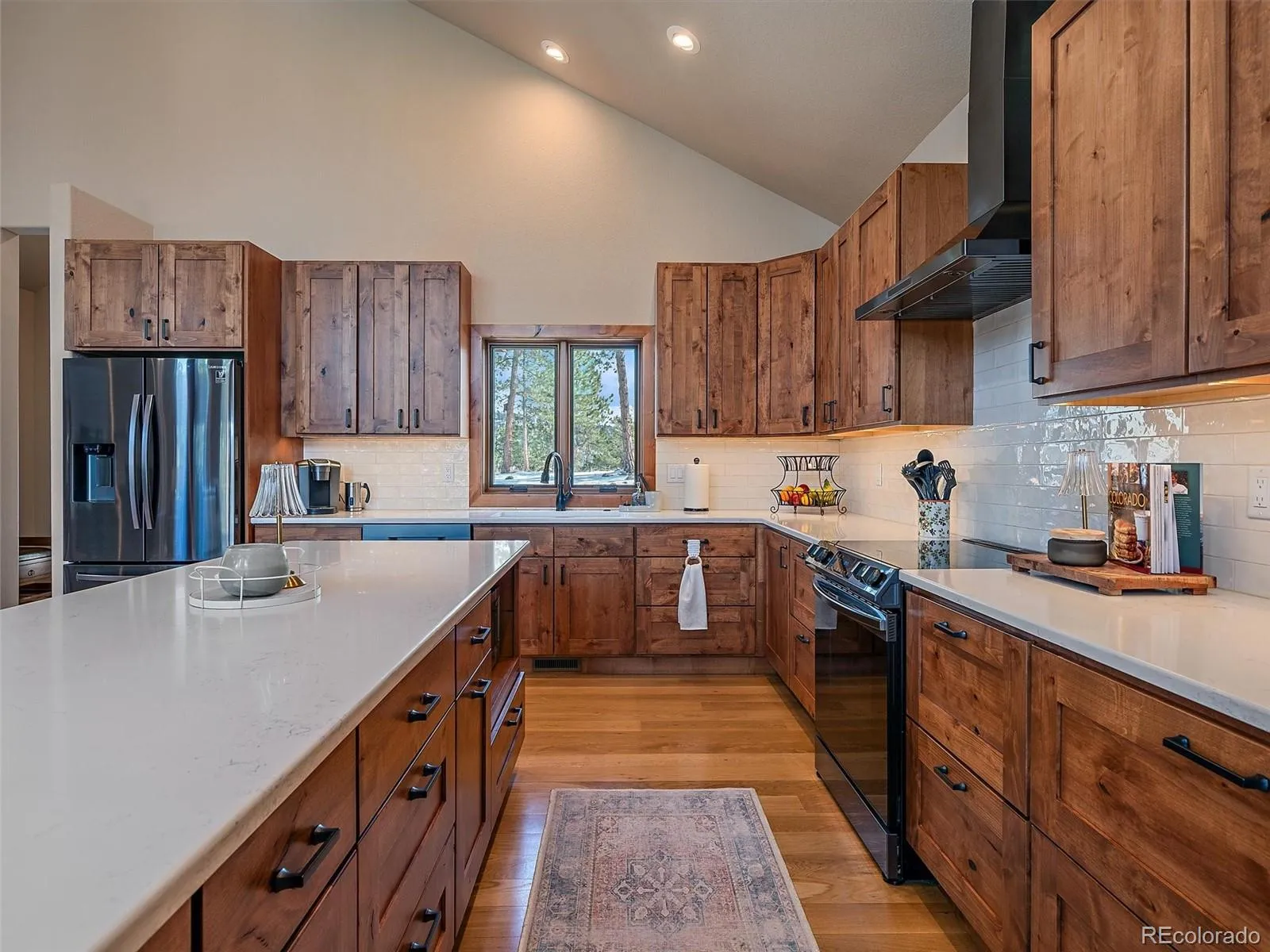 Conifer, Colorado 80433, United States, 3 Bedrooms Bedrooms, ,3 BathroomsBathrooms,Residential,Pending,86156