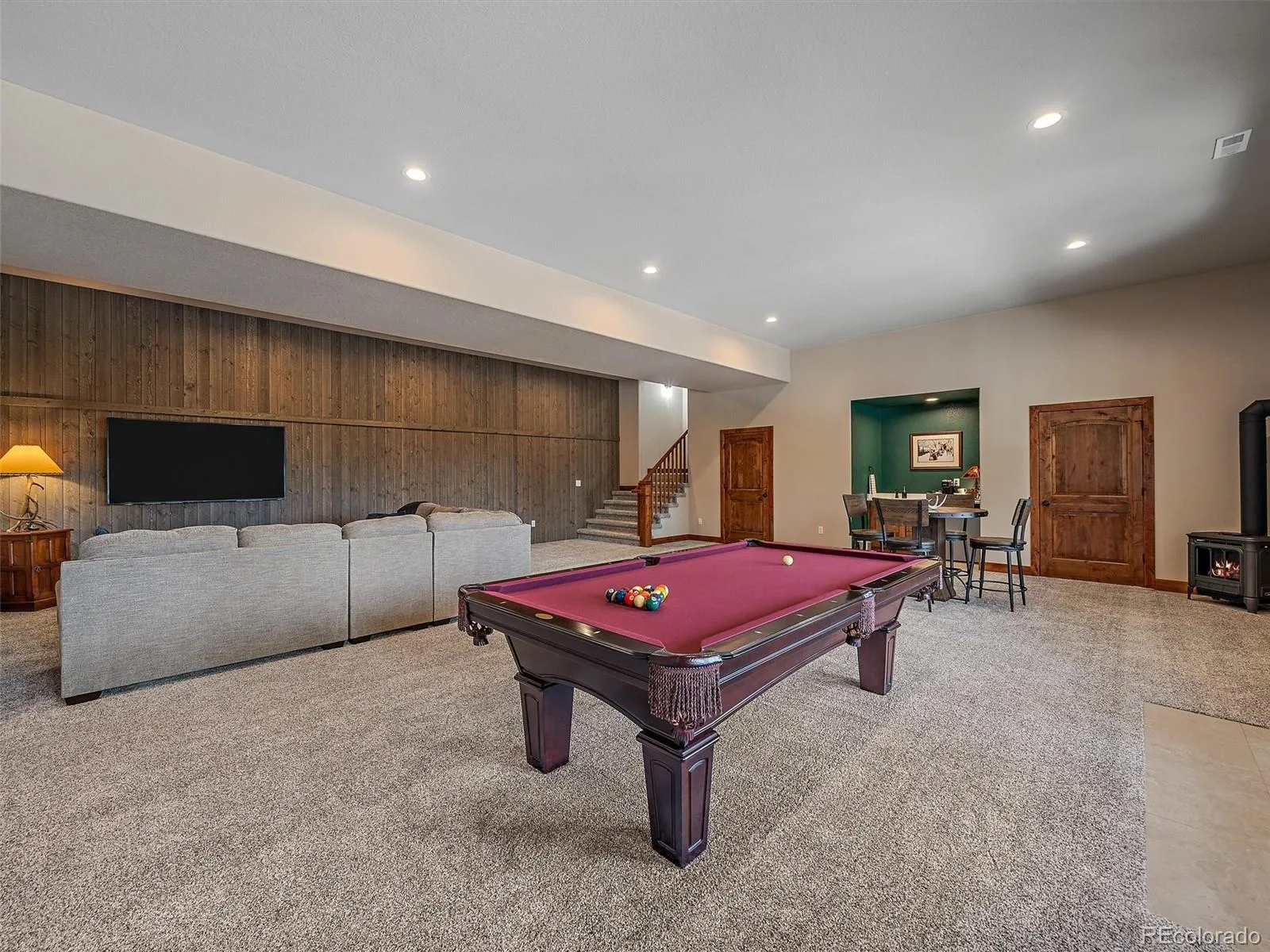 Conifer, Colorado 80433, United States, 3 Bedrooms Bedrooms, ,3 BathroomsBathrooms,Residential,Pending,86156