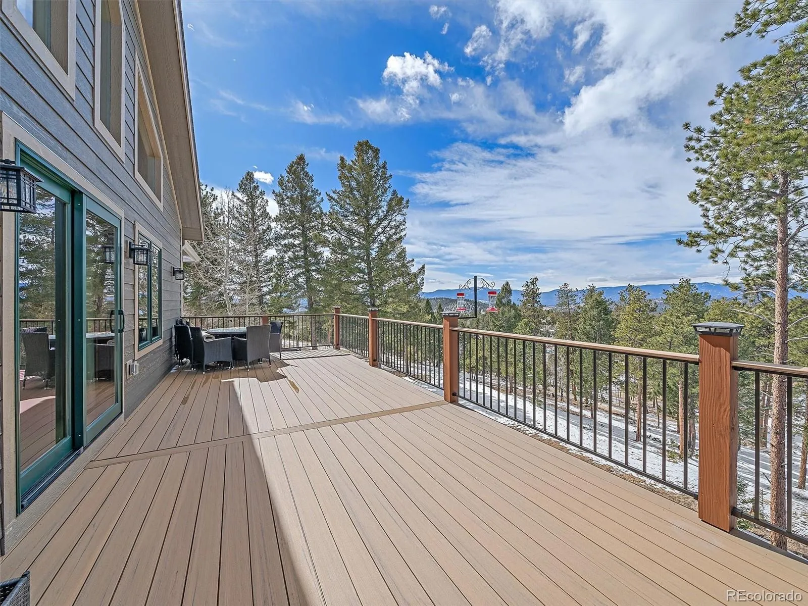 Conifer, Colorado 80433, United States, 3 Bedrooms Bedrooms, ,3 BathroomsBathrooms,Residential,Pending,86156