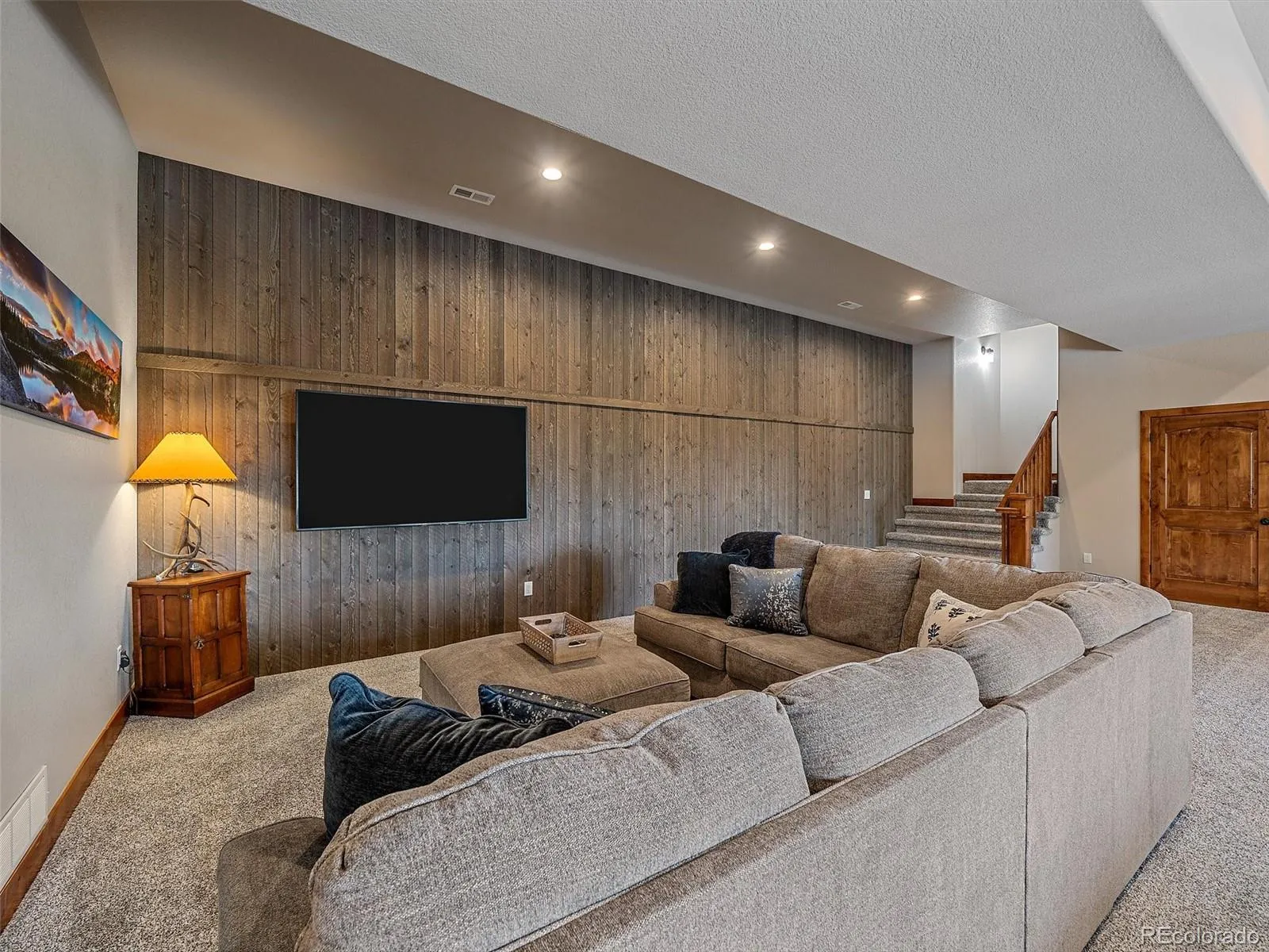 Conifer, Colorado 80433, United States, 3 Bedrooms Bedrooms, ,3 BathroomsBathrooms,Residential,Pending,86156