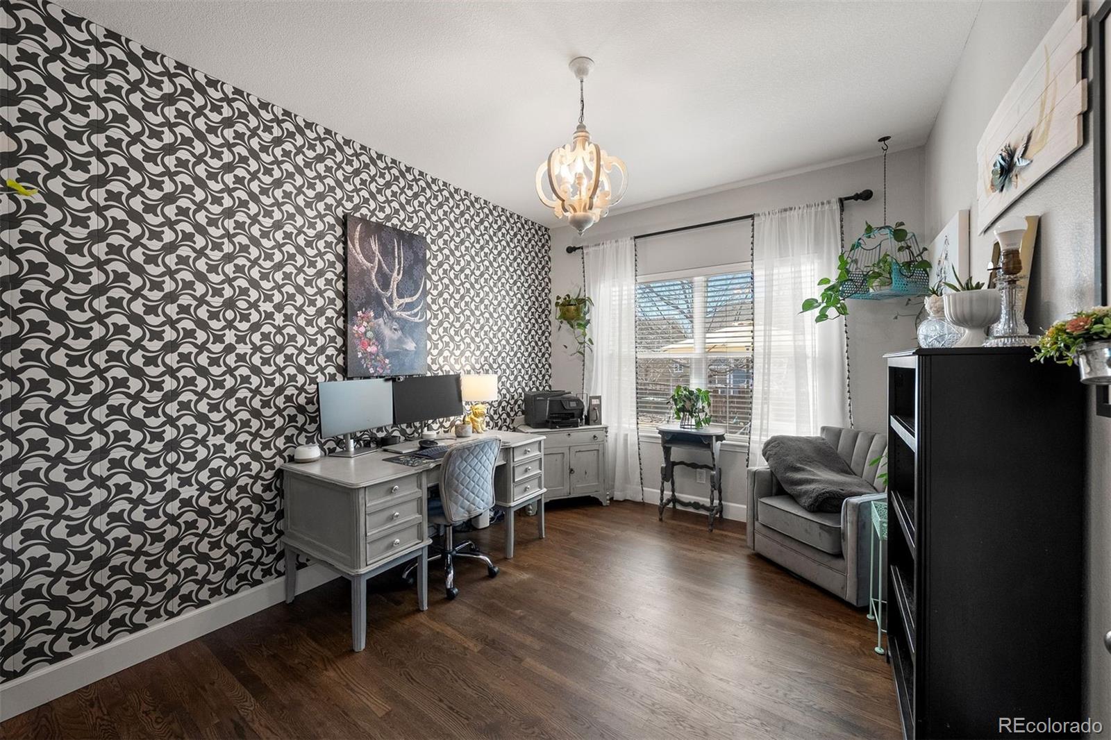 3867 Broadview Place