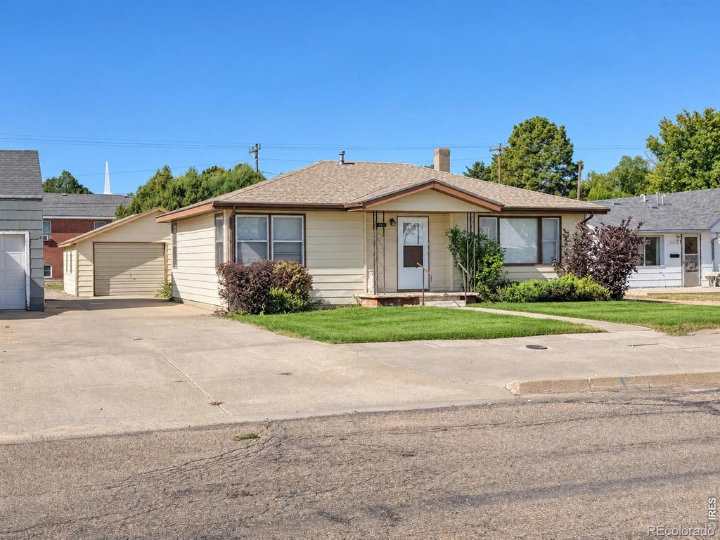 Photo of 227 18th Street, Burlington, CO 80807 (MLS # IR1070774)