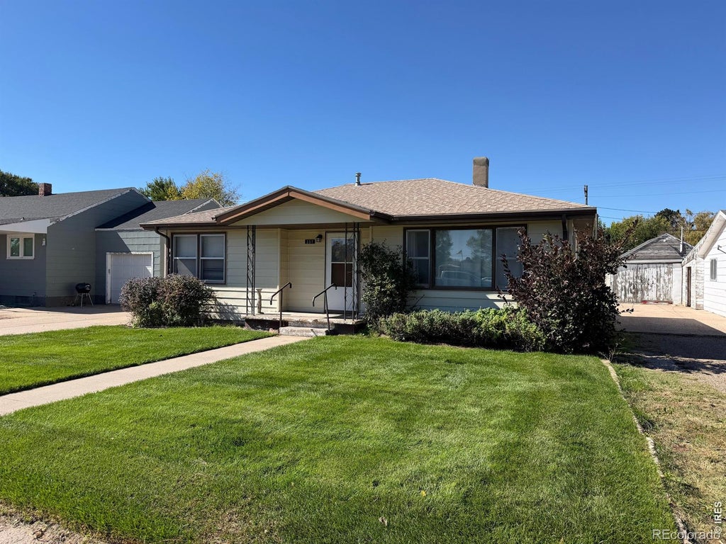 Photo of 227 18th Street, Burlington, CO 80807 (MLS # IR1070774)