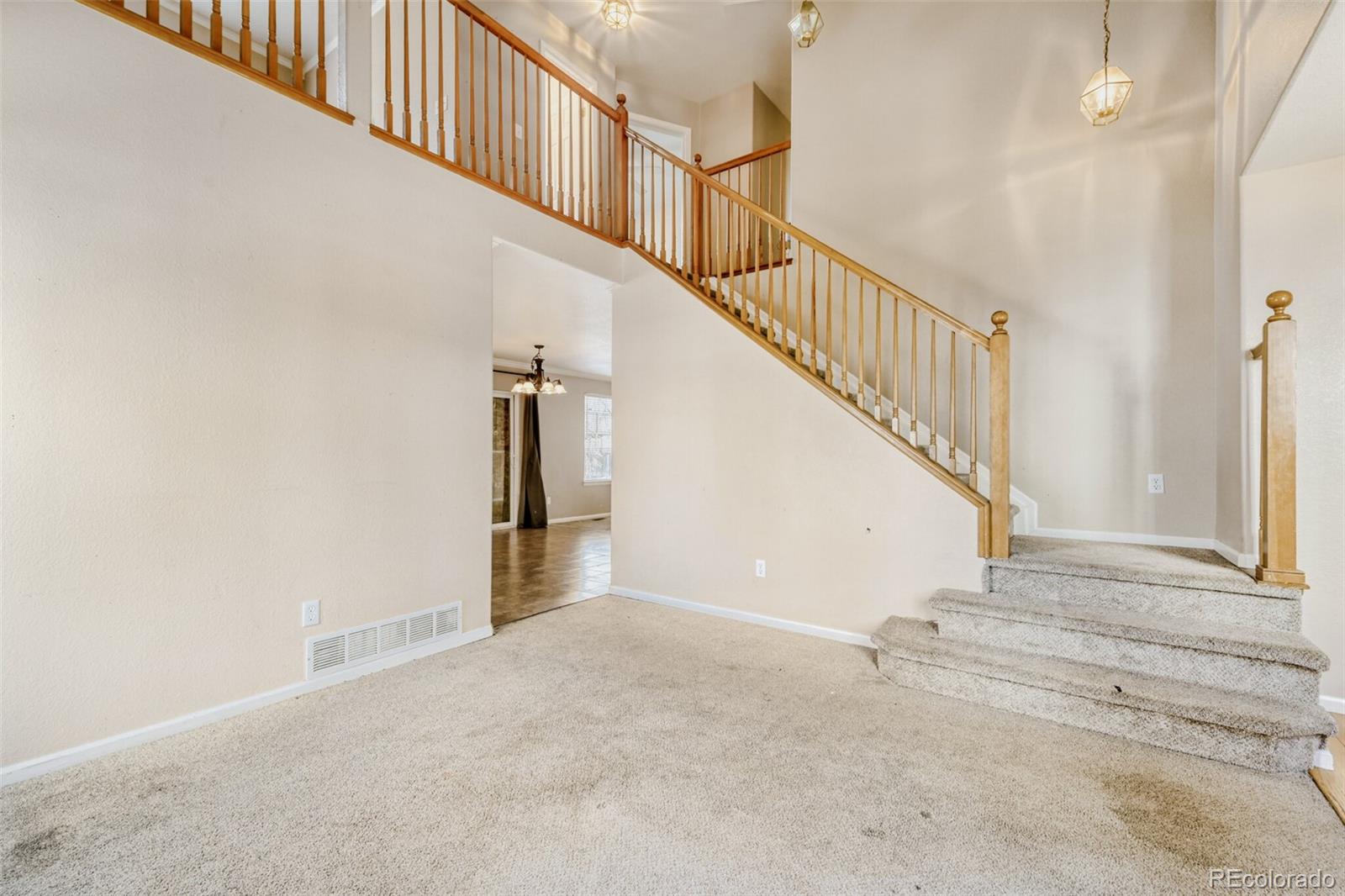 13214 Columbine Circle