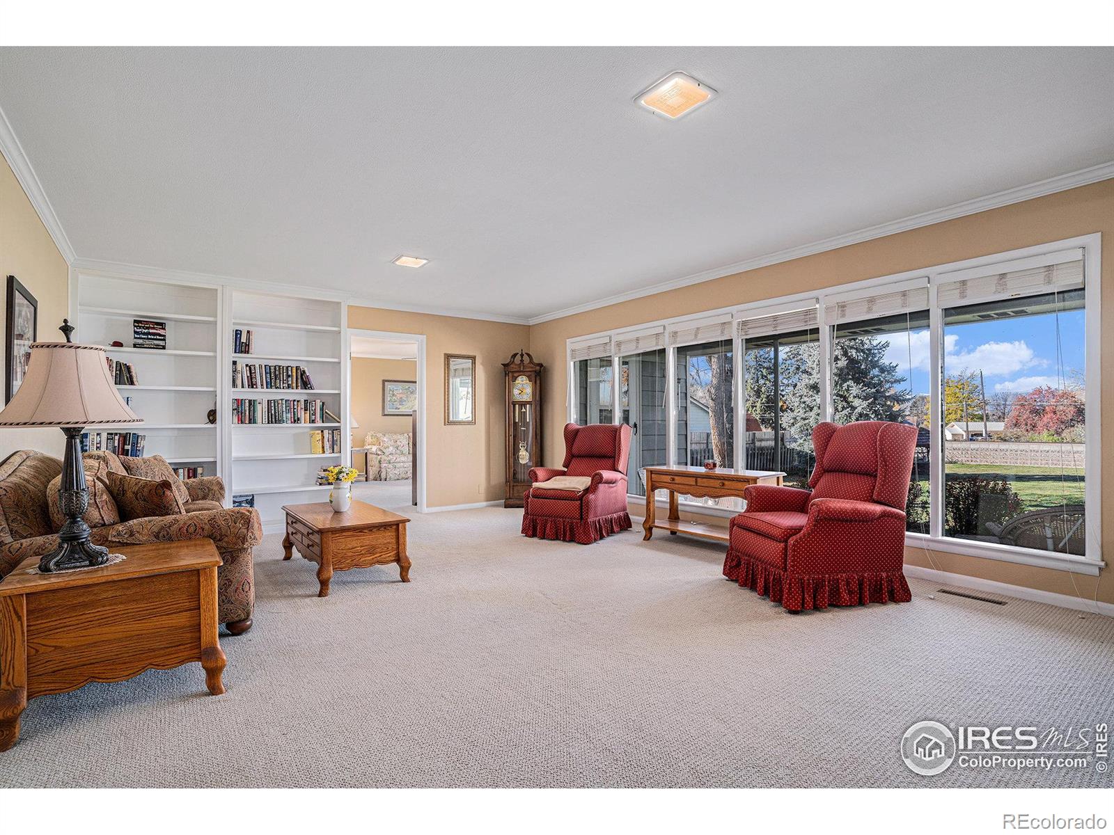 2311 N Garfield Avenue