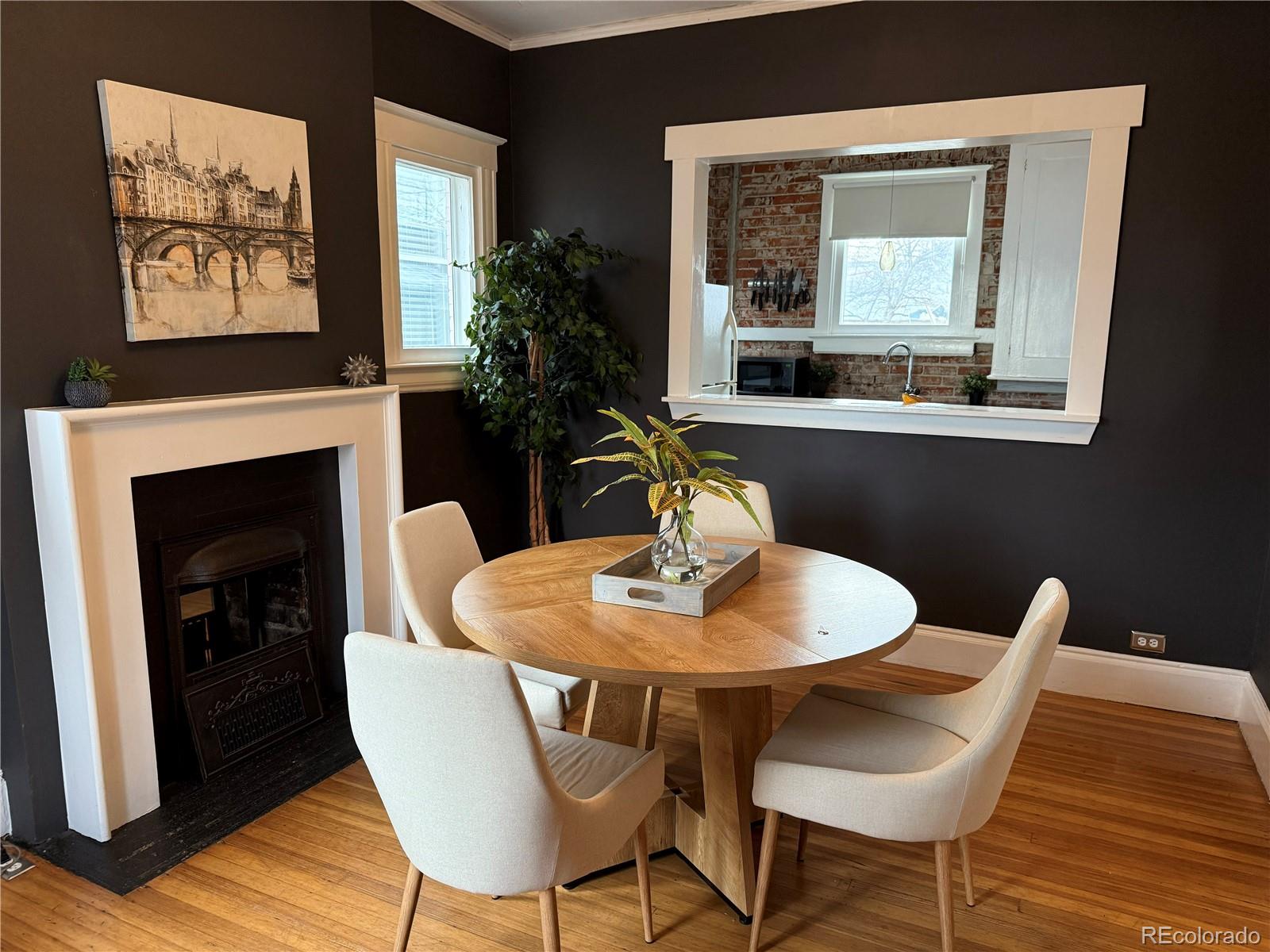 1161 Elizabeth Street