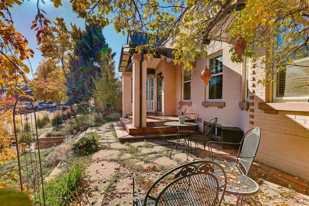 Photo of 1161 Elizabeth Street, Denver, CO 80206 (MLS # 3850553)