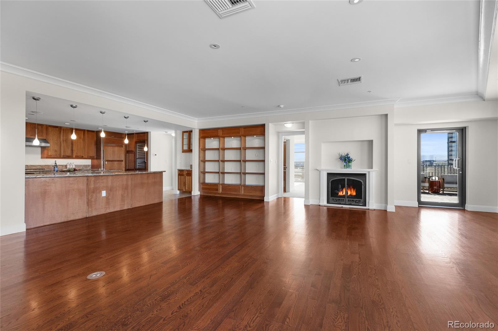 1590 Little Raven Street 706