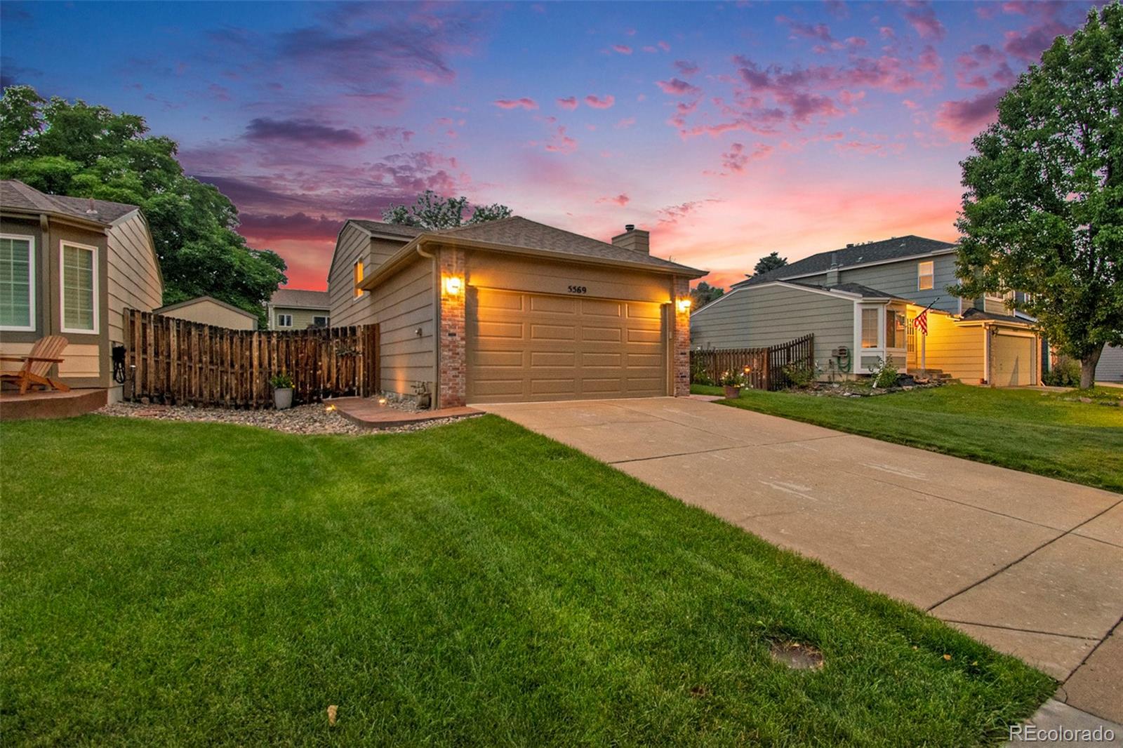 Photo 4 of 29 of 5569 S Youngfield Way house