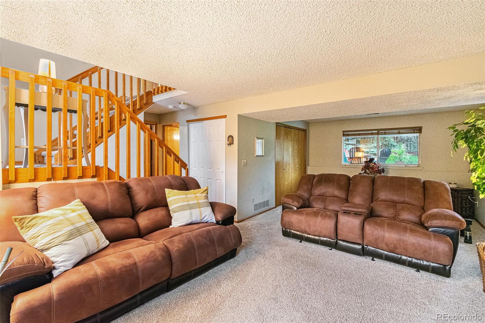 Photo 16 of 29 of 5569 S Youngfield Way house