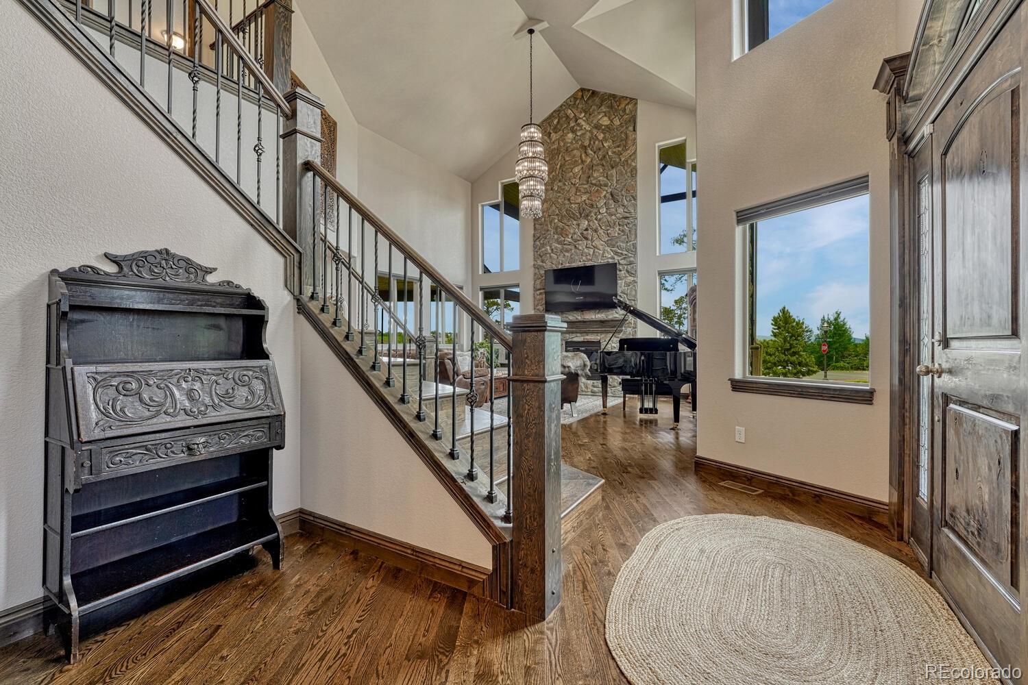 17576 Cabin Hill Lane