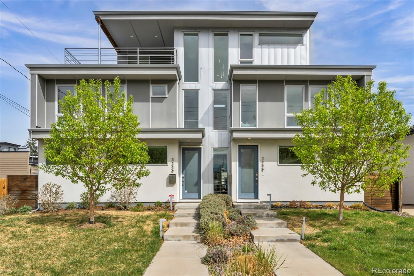 3227 W 20th Avenue