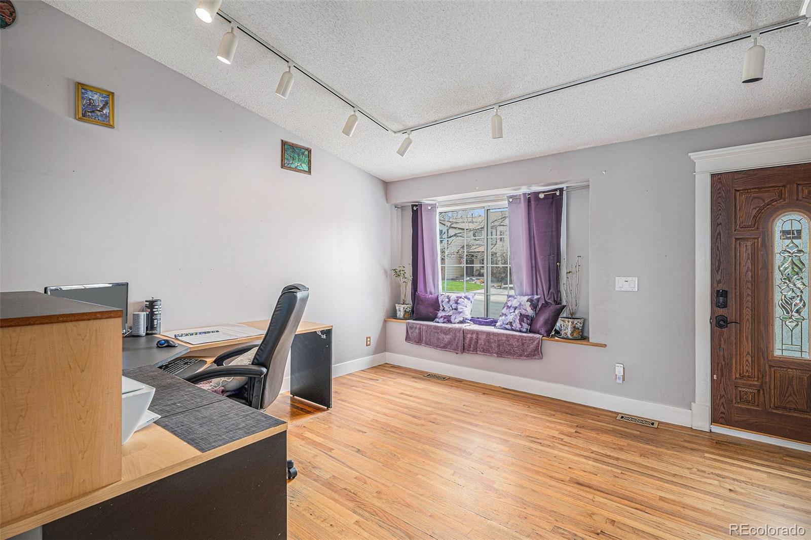 9626 Whitecliff Place