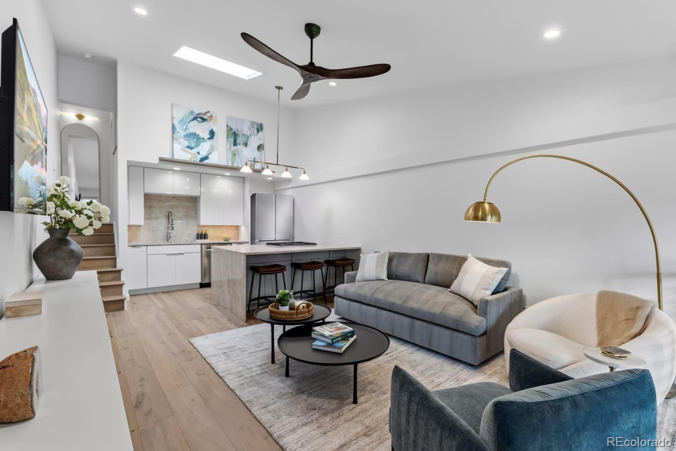 302 S High Street 2