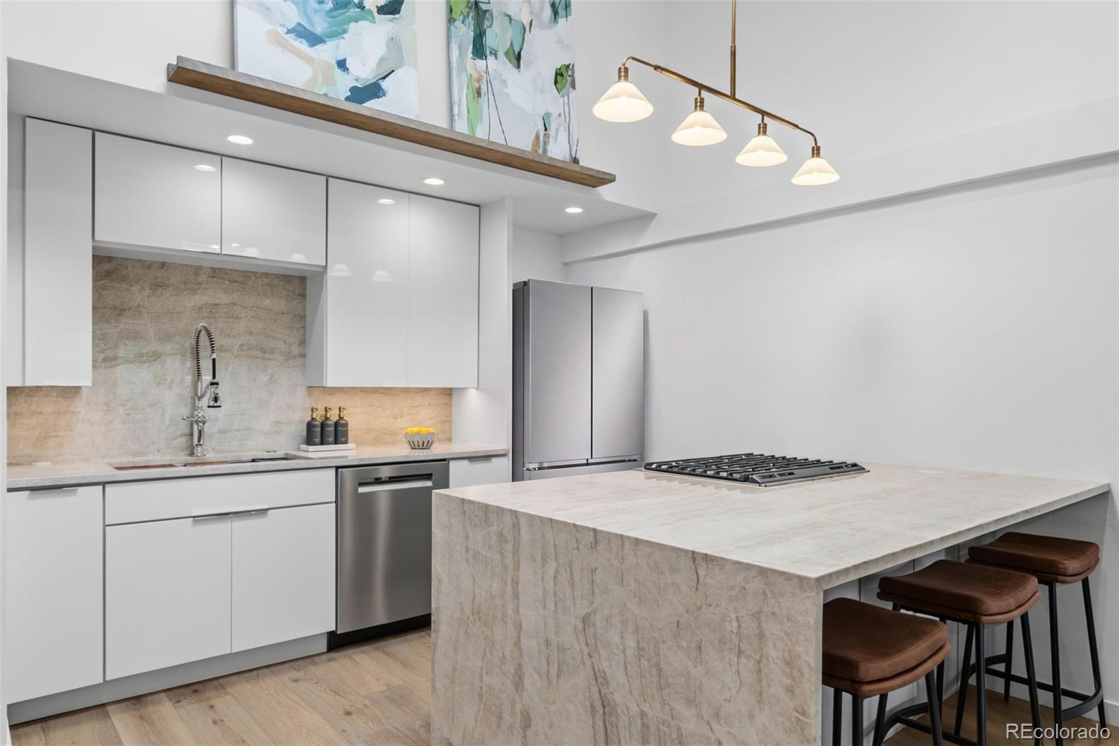 302 S High Street 2