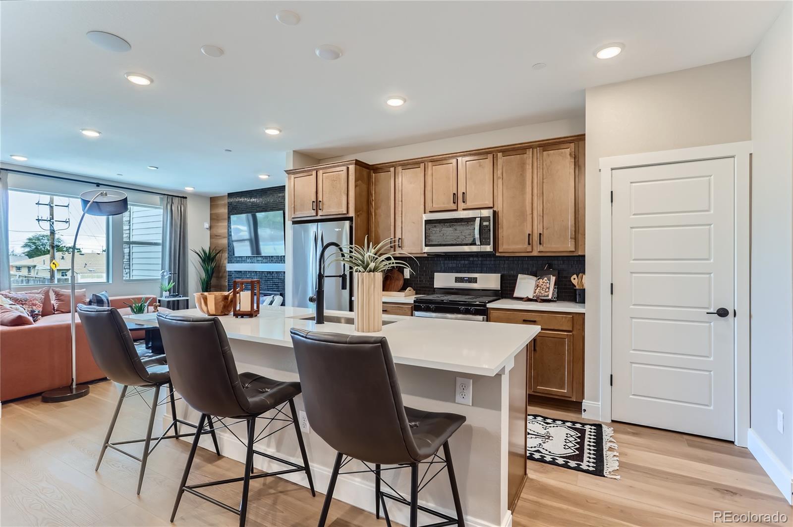 2475 W 69th Place