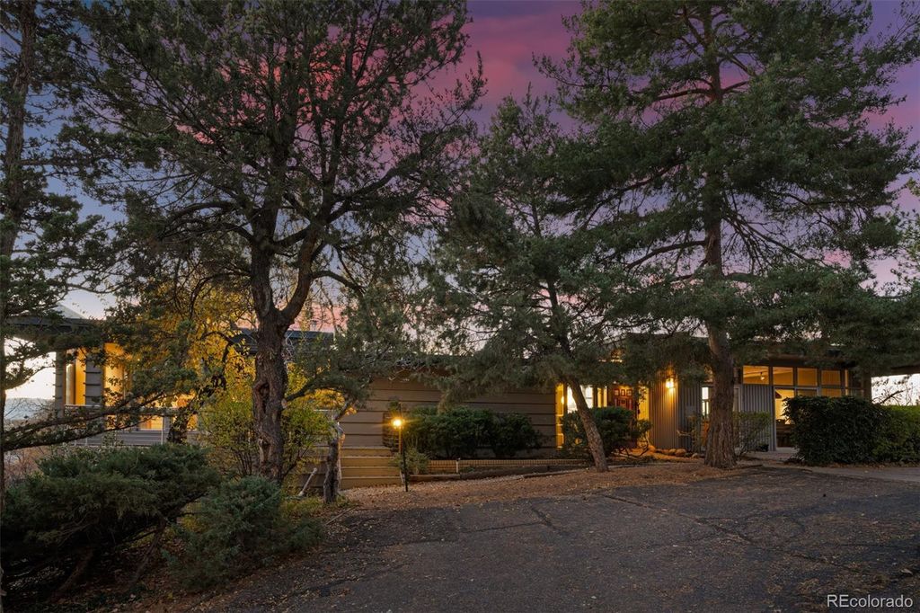 Photo of 11 Sunset Lane, Greenwood Village, CO 80121 (MLS # 9734337)