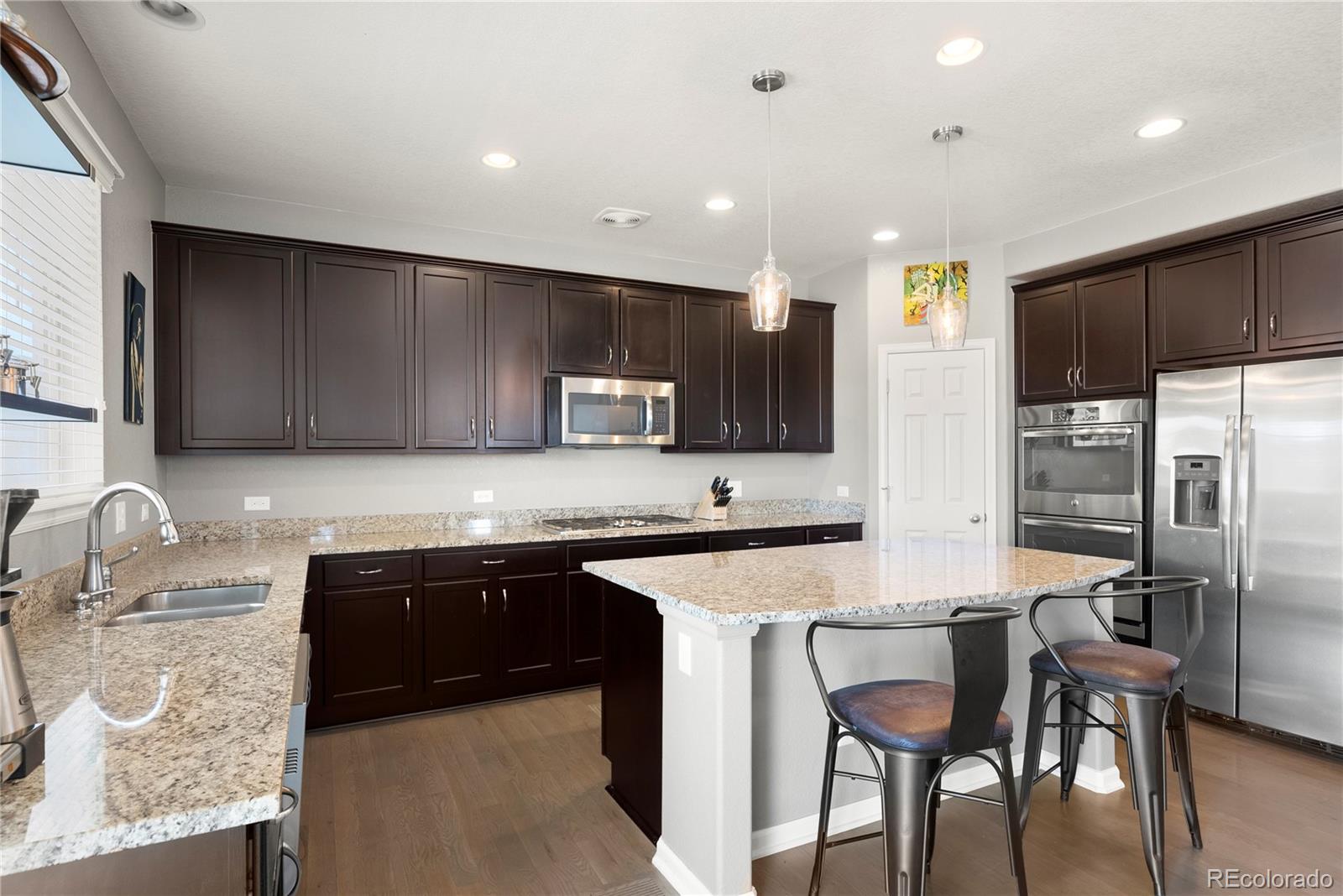 1382 Raindrop Way