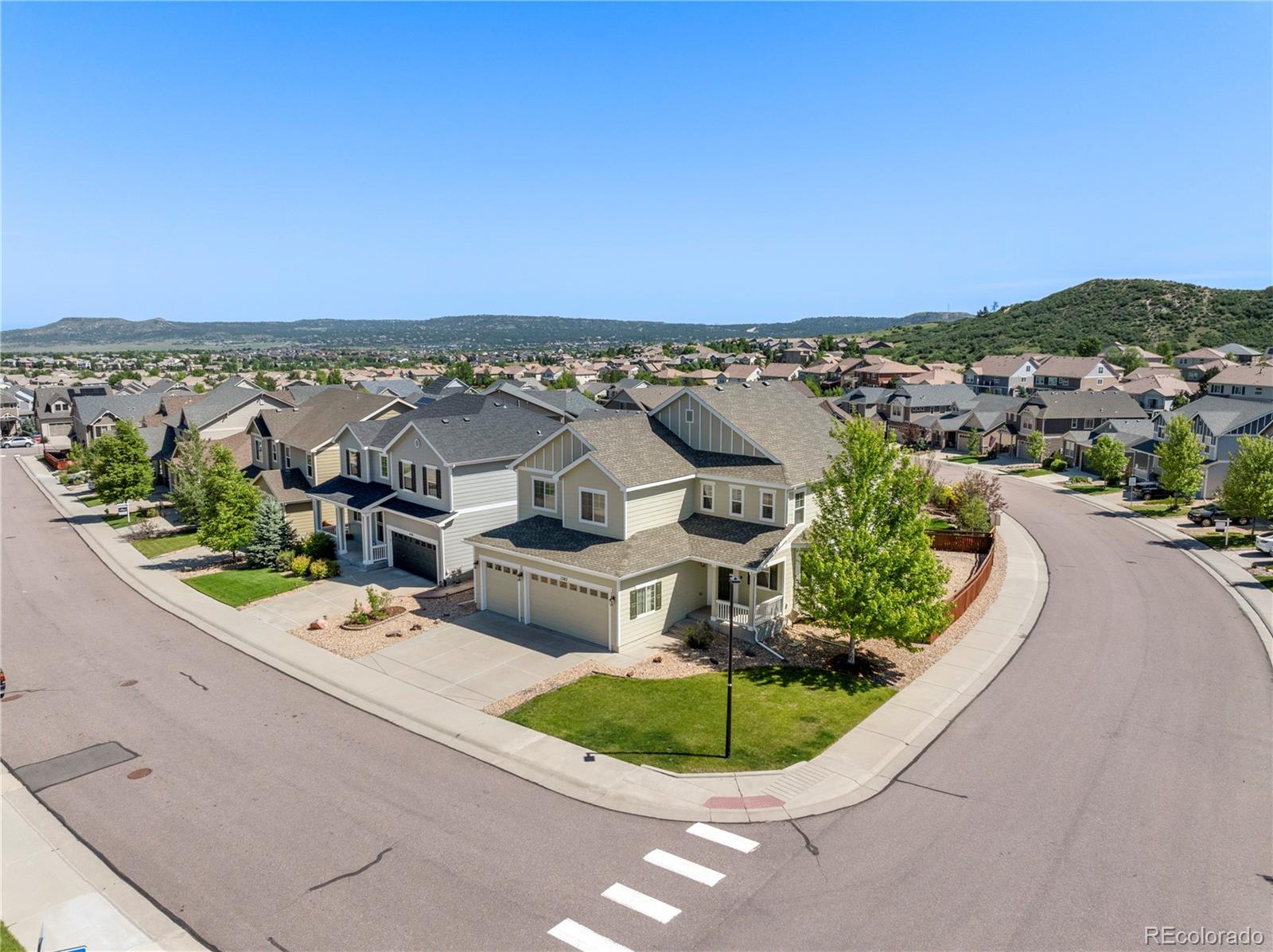 1382 Raindrop Way