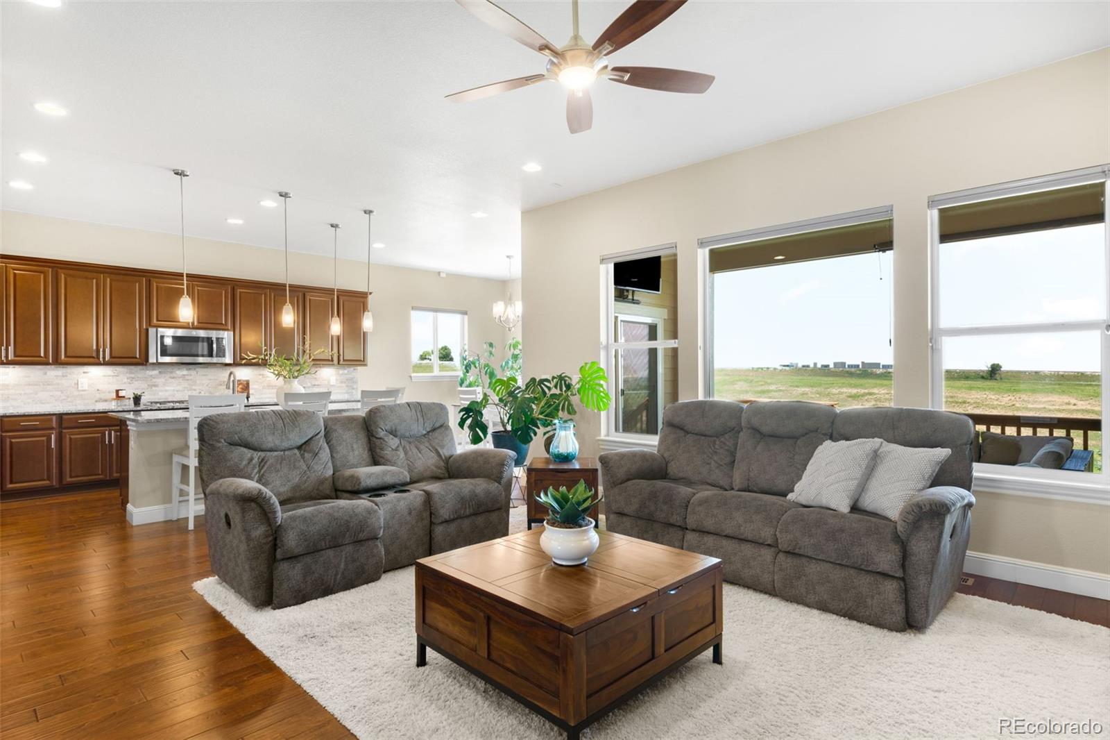 15779 W 83rd Place