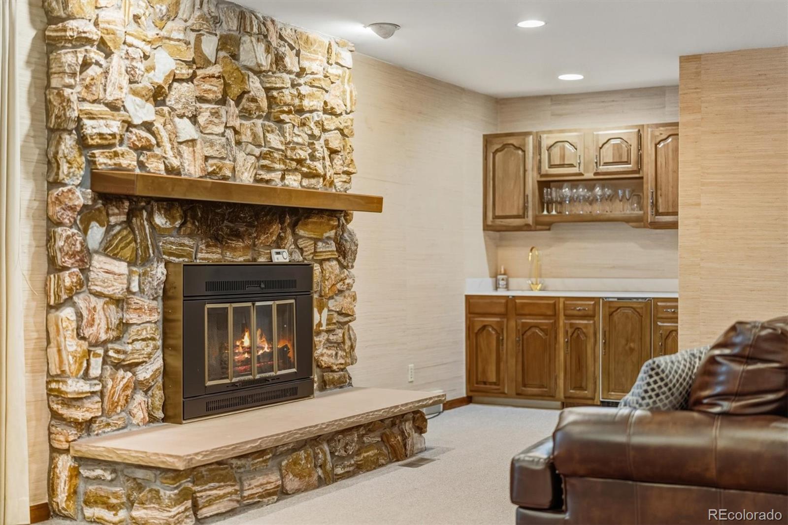 3452 S Blackhawk Way