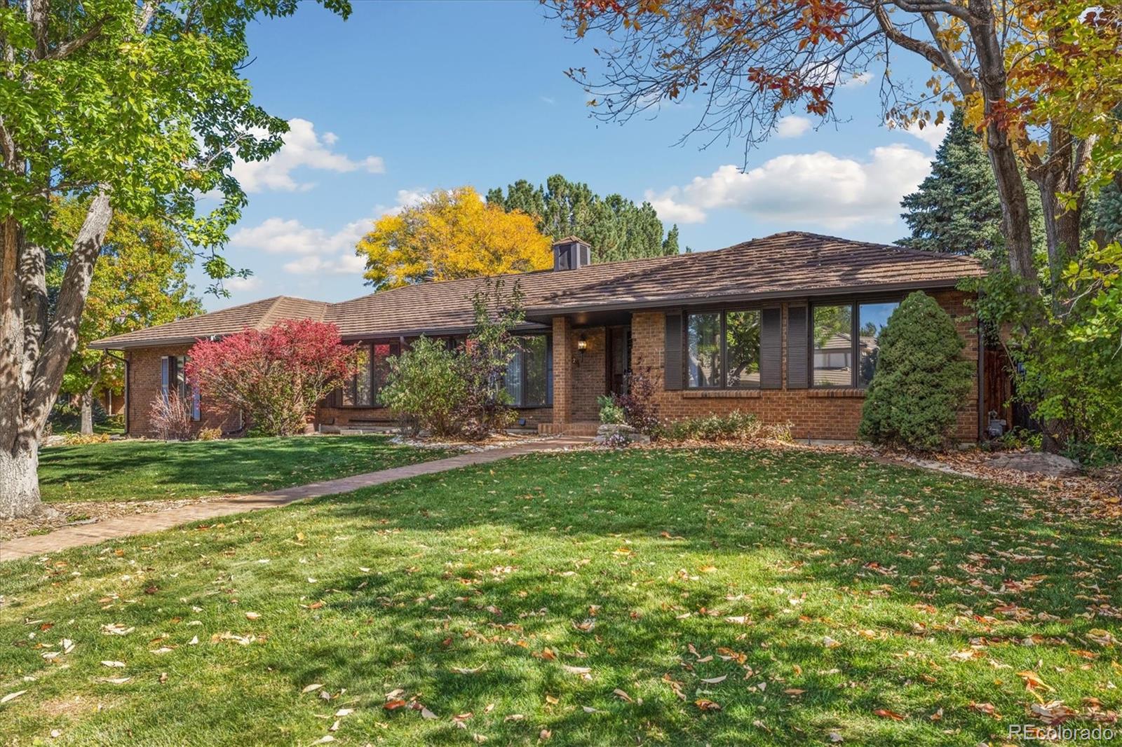 3452 S Blackhawk Way