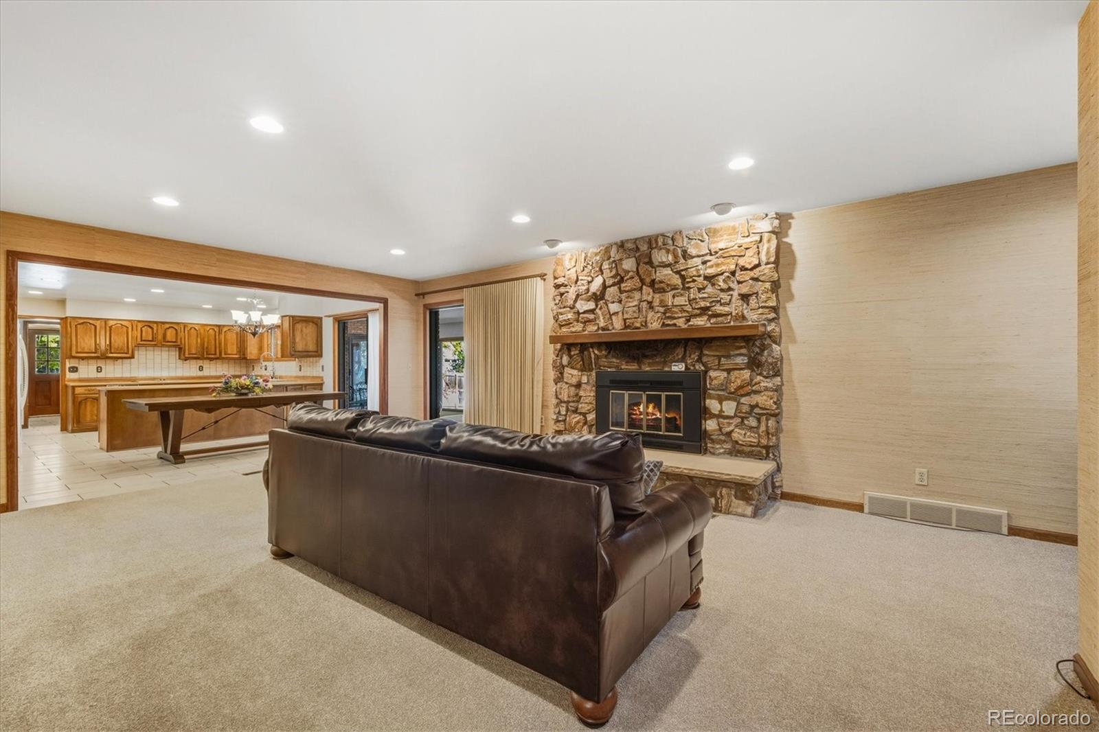 3452 S Blackhawk Way