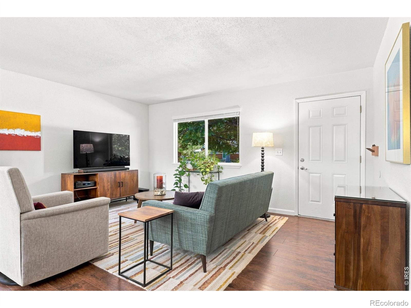 1611 Sunset Drive