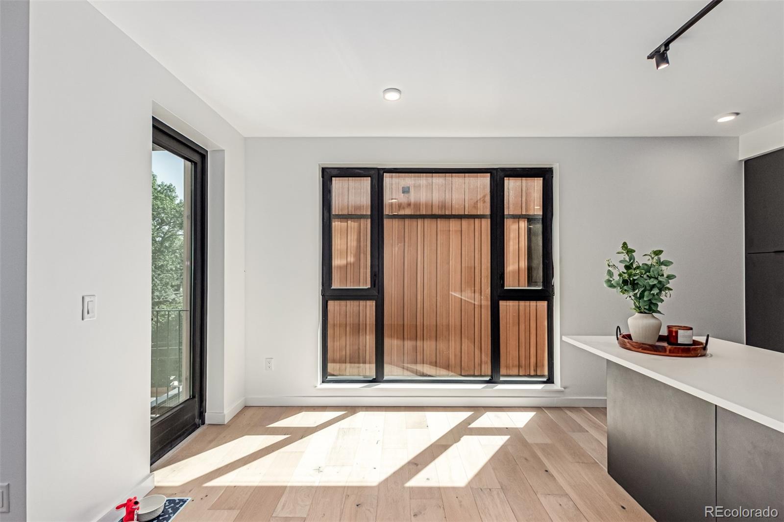 1601 Park Avenue 307, Denver, CO, 80218 4 1601 Park Avenue 307