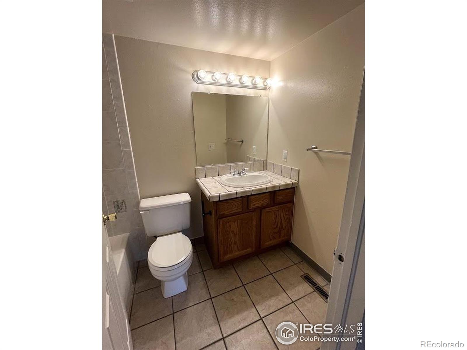 601 5th Street, Frederick, CO, 80530 2 601 5th Street