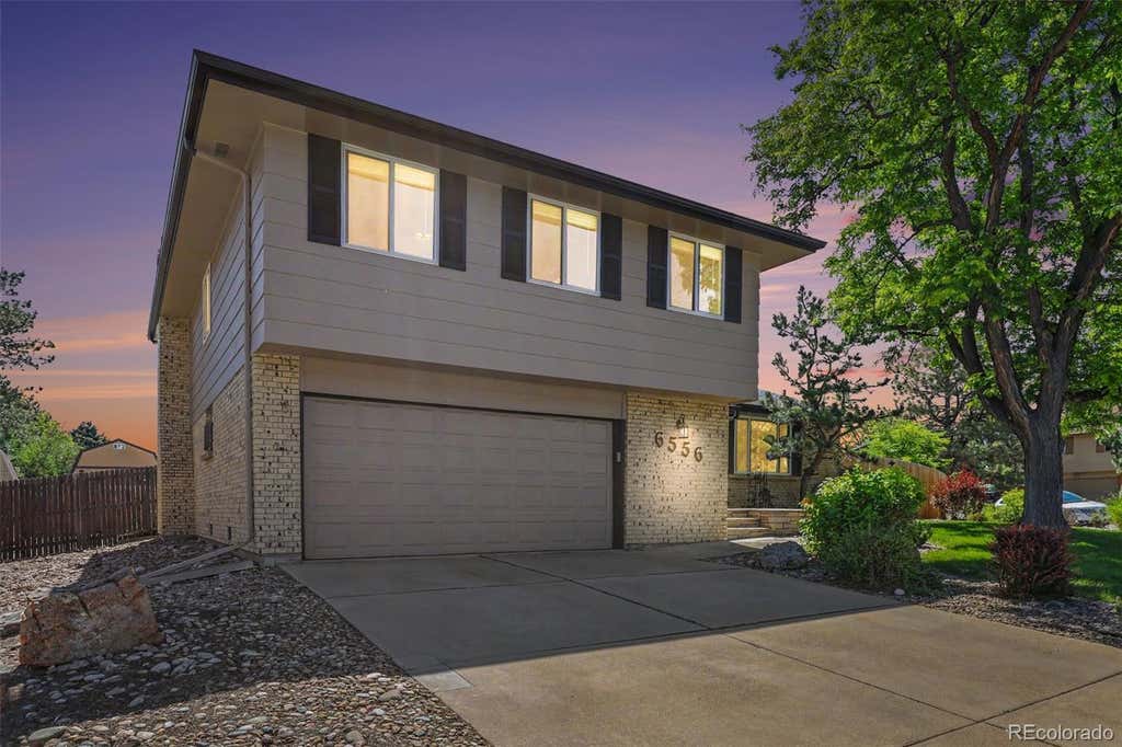 Photo of 6556 S Brentwood Way, Littleton, CO 80123 (MLS # 1896949)