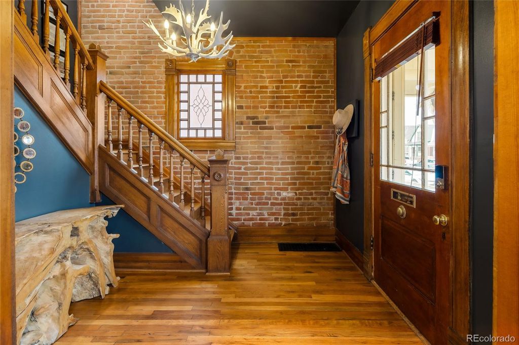 Photo of 414 S Pearl Street, Denver, CO 80209 (MLS # 2131049)