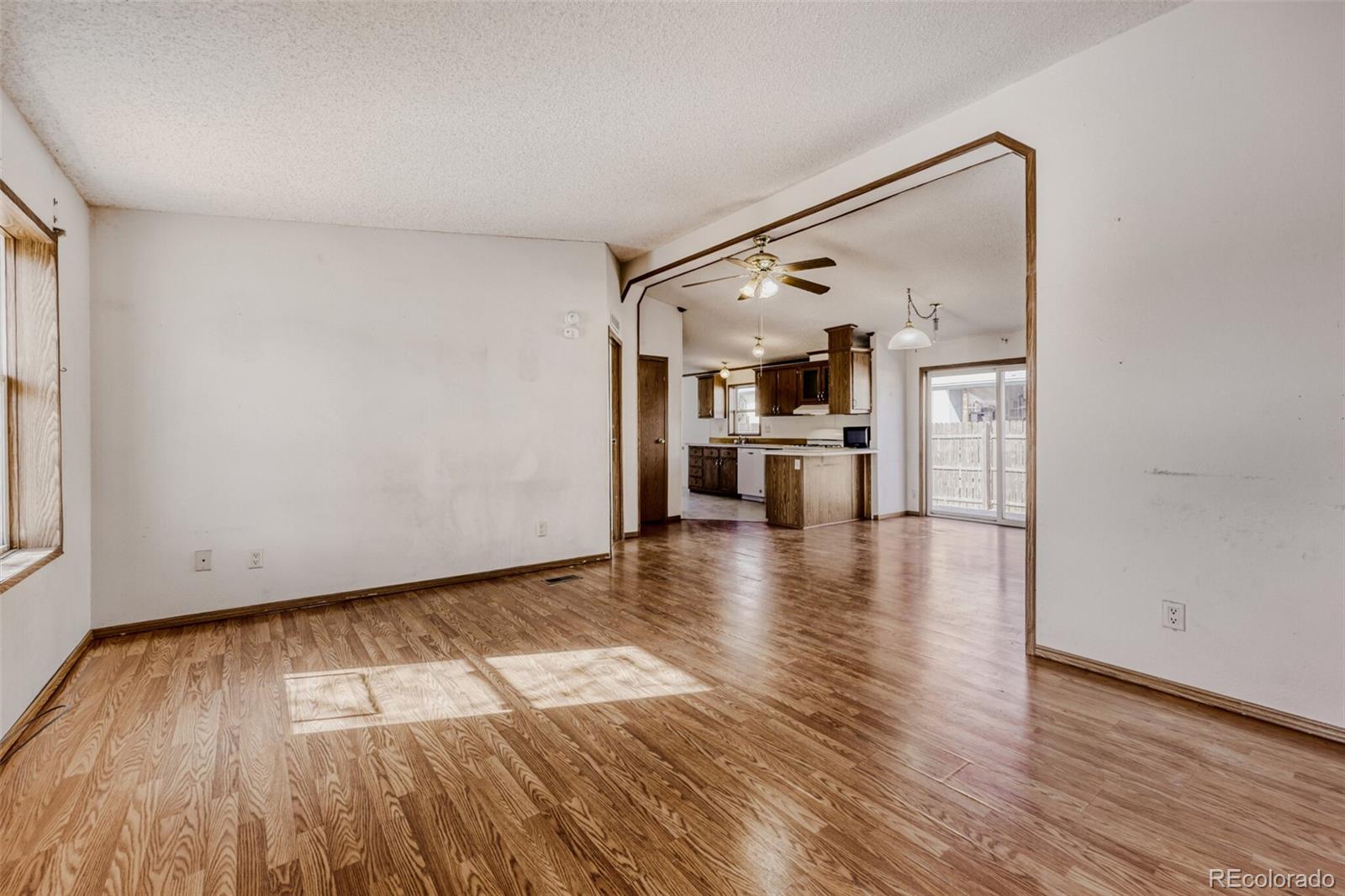 9008 Fontaine Street