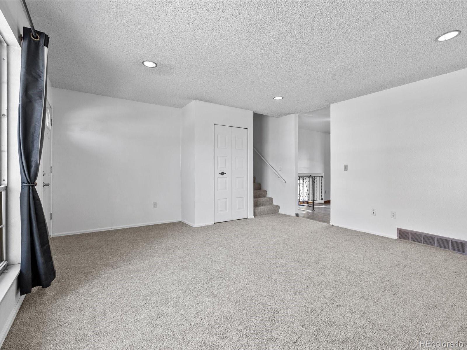 Photo 6 of 39 of 4474 S Zang Street house