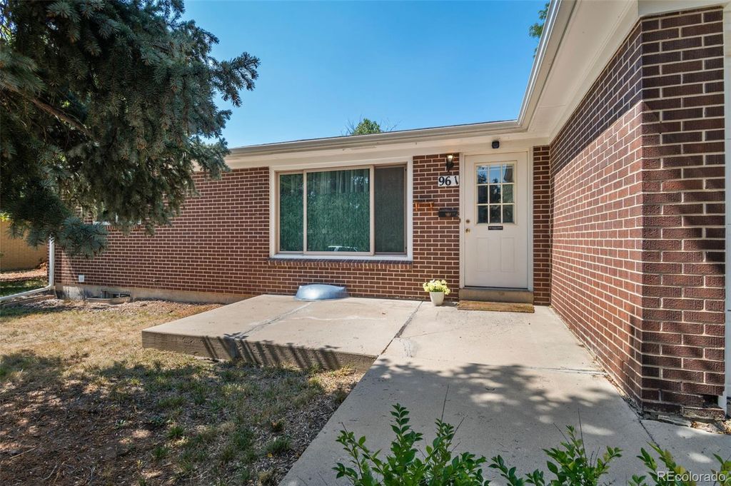 Photo of 961 Birch Street, Broomfield, CO 80020 (MLS # 9829754)