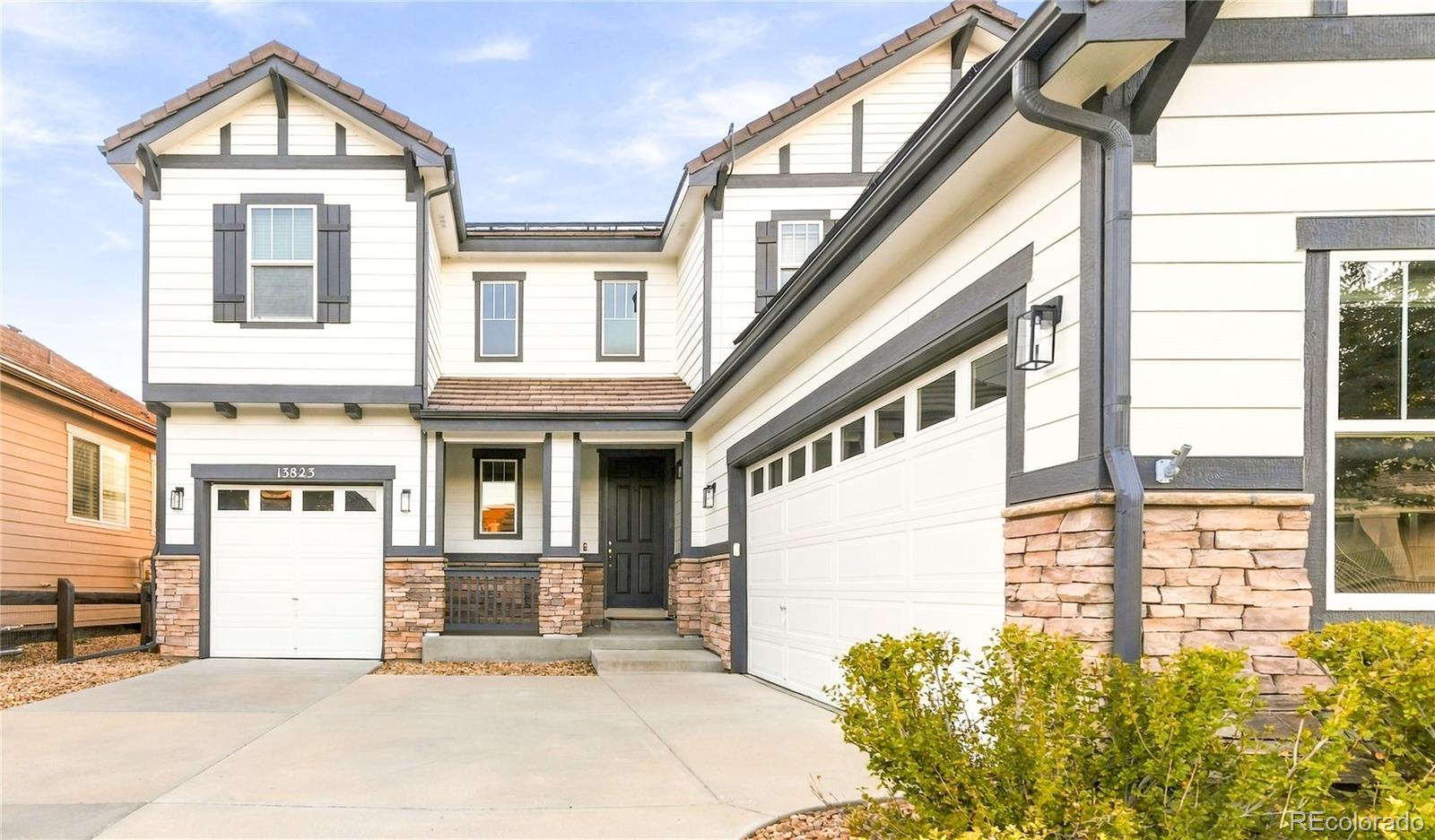 13823 Ashgrove Circle