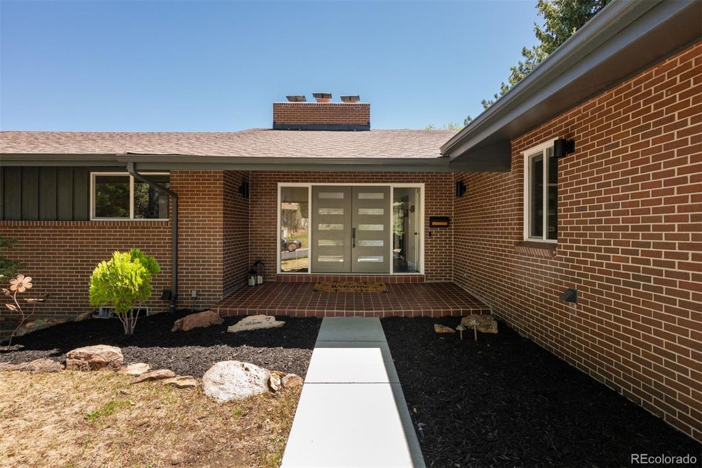Photo of 936 S Cole Drive, Lakewood, CO 80228 (MLS # 3593947)